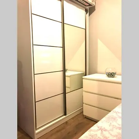 Etiler-Besiktas Luxury And Peaceful Garden Floor Istanbul
